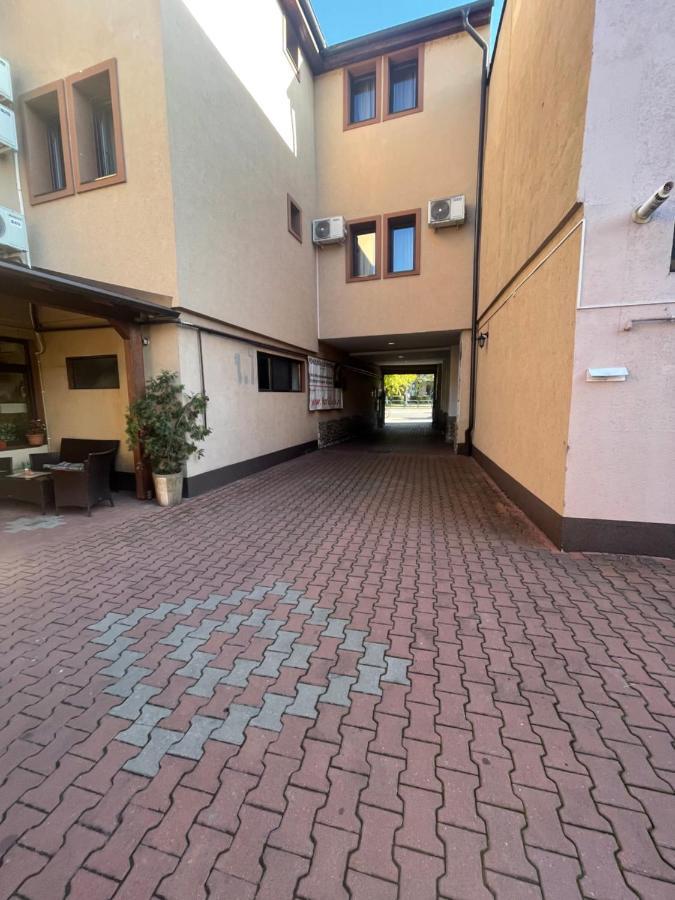Pension Cleopatra Тиргу-Муреш Екстер'єр фото