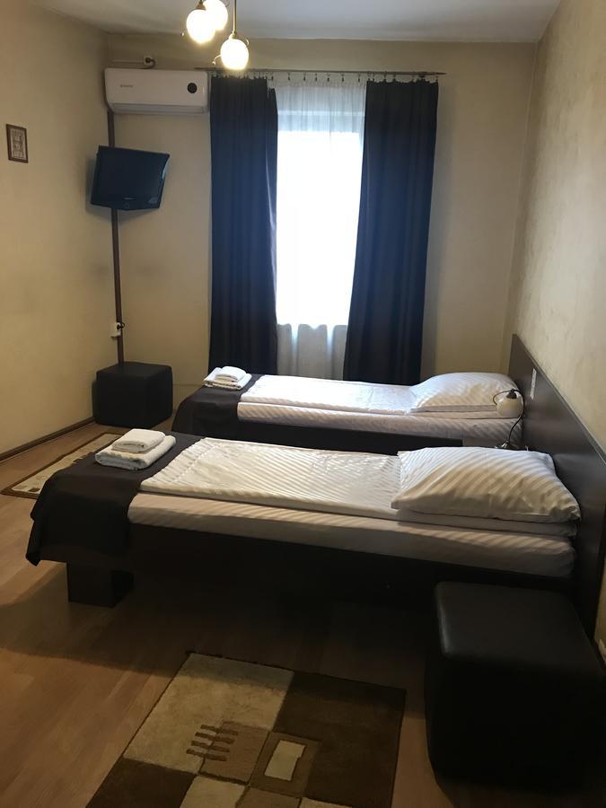 Pension Cleopatra Тиргу-Муреш Екстер'єр фото
